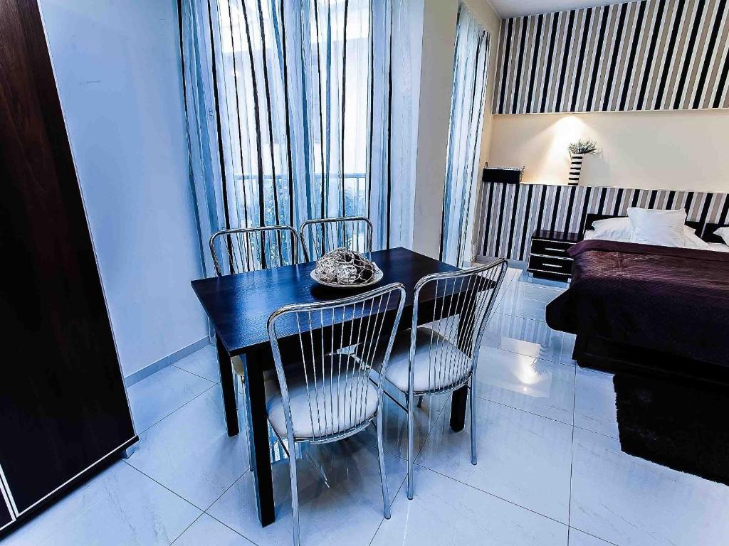 Apart-Lux Aparthotel Bytom Exterior photo
